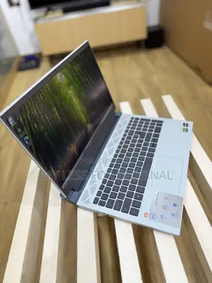 Laptop Dell G15 5535 16GB Intel Core Ultra 7 SSD 512GB
