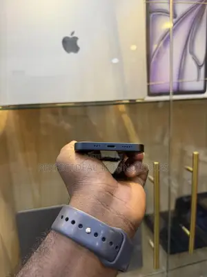 New Apple iPhone 14 128 GB Black