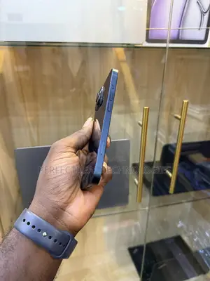 New Apple iPhone 14 128 GB Black
