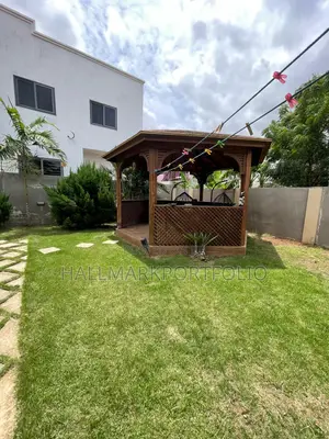 Furnished 4bdrm House in East Airport, Accra Metropolitan for sale