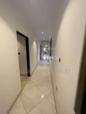 Furnished 4bdrm House in East Airport, Accra Metropolitan for sale