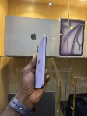 New Apple iPhone 11 64 GB Purple