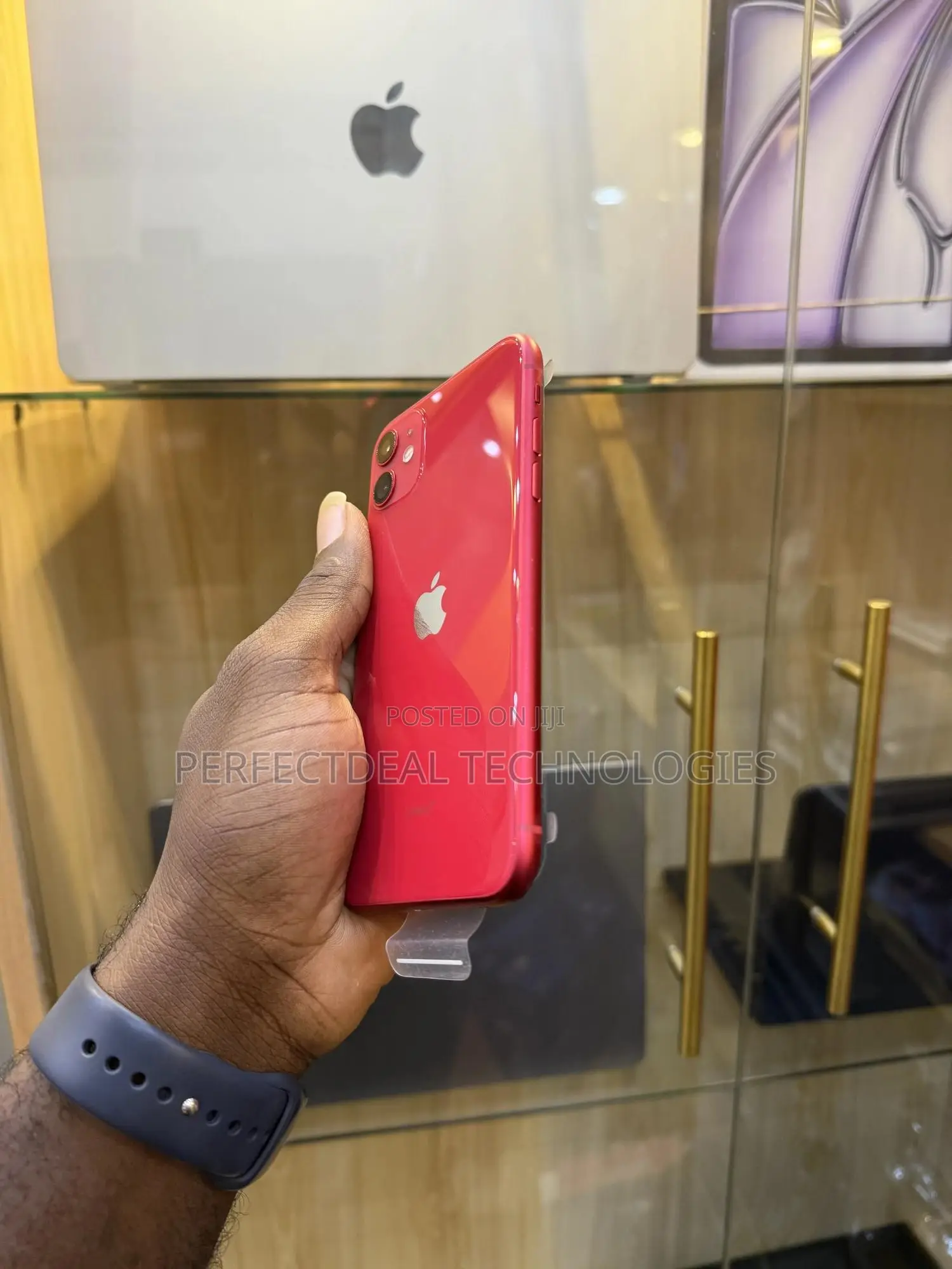 New Apple iPhone 11 64 GB Red