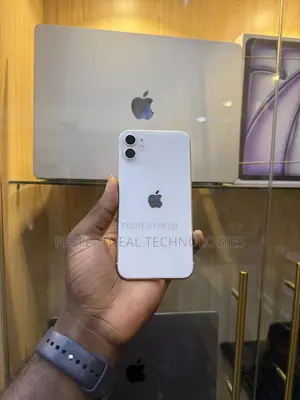 New Apple iPhone 11 64 GB White