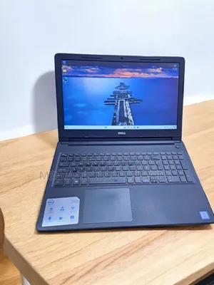 Laptop Dell Vostro 15 3000 8GB Intel Core i5 SSD 256GB