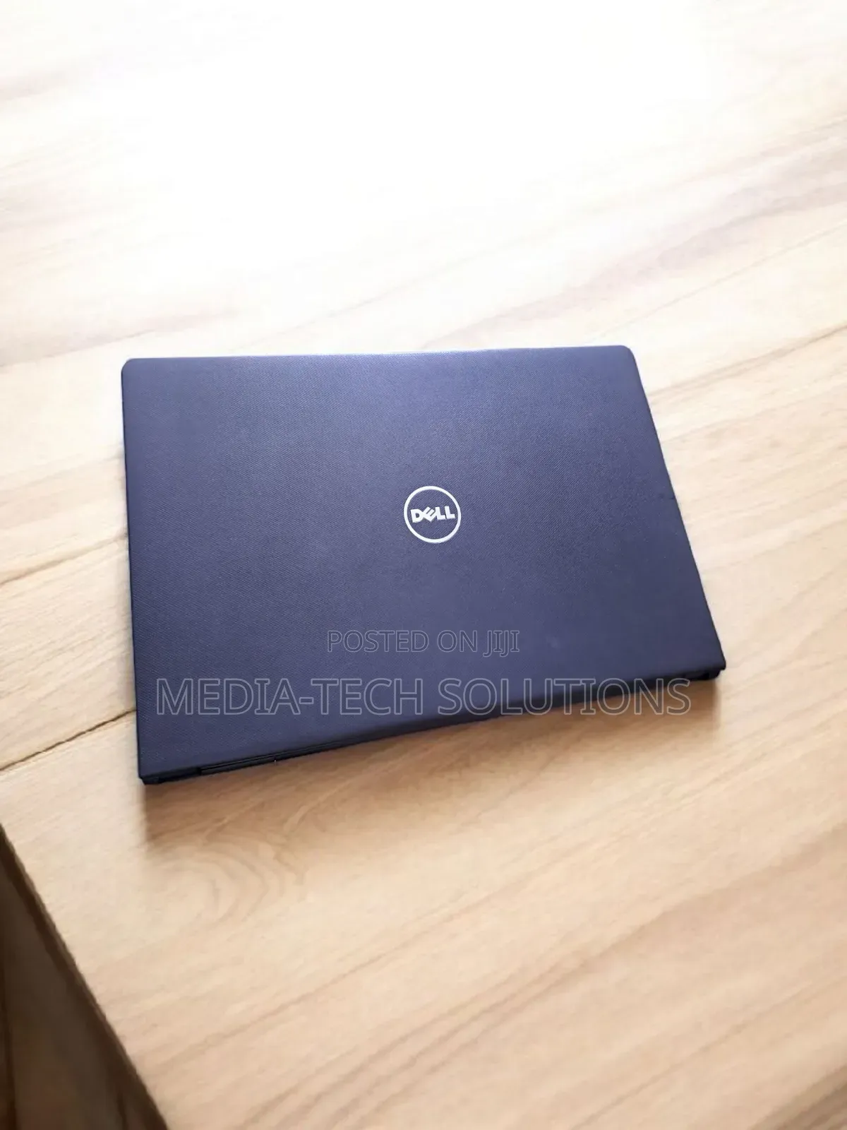 Laptop Dell Vostro 15 3000 8GB Intel Core i5 SSD 256GB
