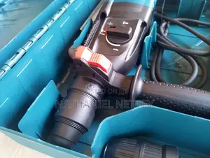 Bosch Drilling Machine With Bit