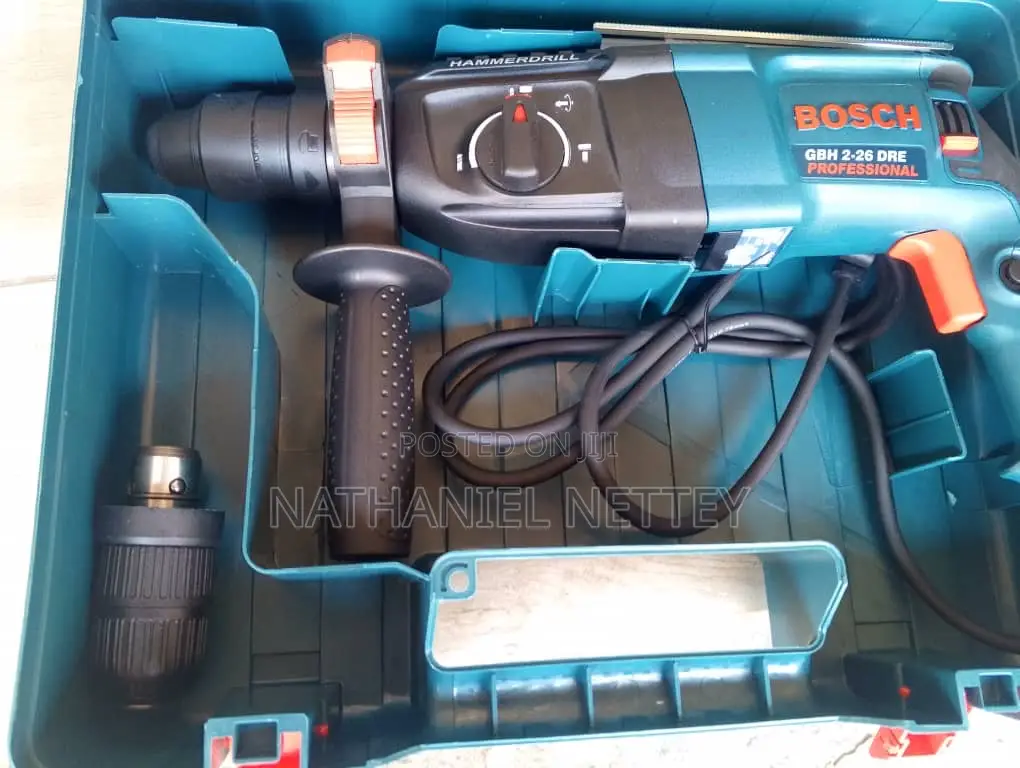 Bosch Drilling Machine With Bit