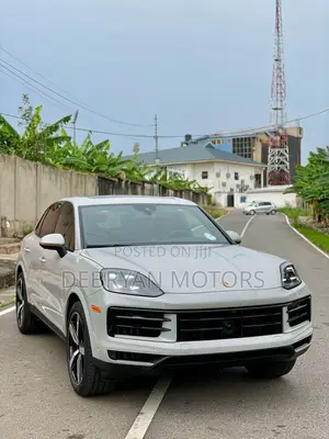 Porsche Cayenne 2024 Gray