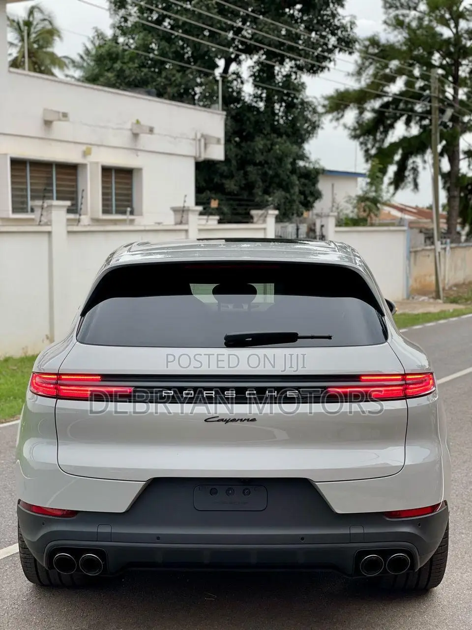 Porsche Cayenne 2024 Gray