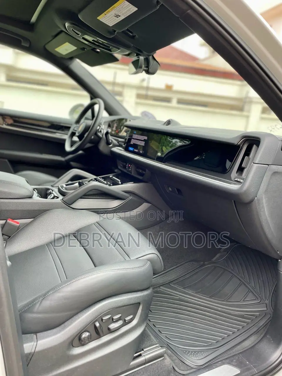 Porsche Cayenne 2024 Gray
