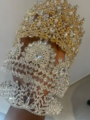 Crown/Tiara