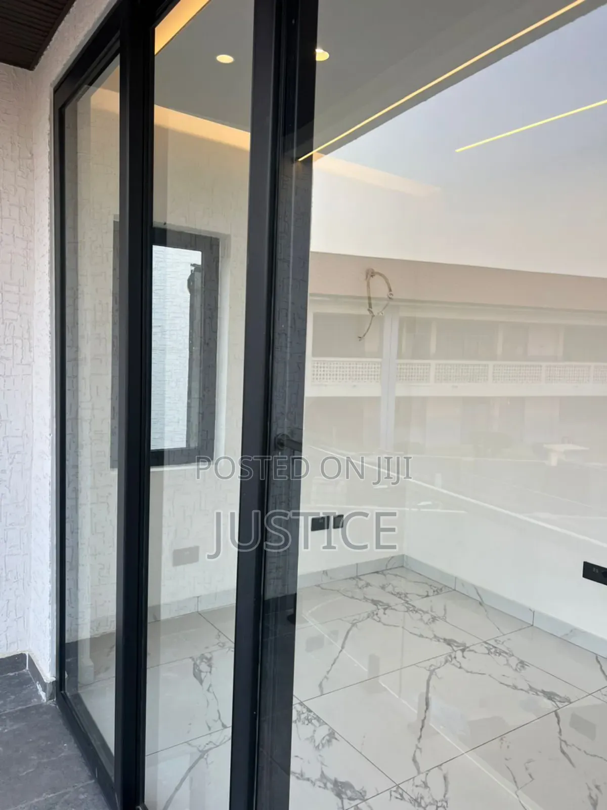3bdrm Duplex in Zoomlion West, East Legon for sale
