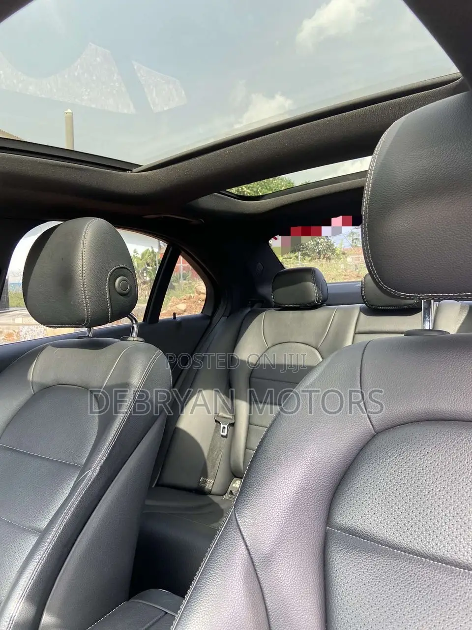 Mercedes-Benz C300 Sport 4Matic Sedan AWD (2.0L 4cyl 7A) 2017 White