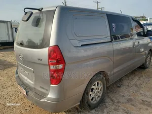 Hyundai Starex 2014 Grey