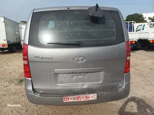 Hyundai Starex 2014 Grey