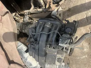 Mercedes Benz 4cylinder Diesel Engine