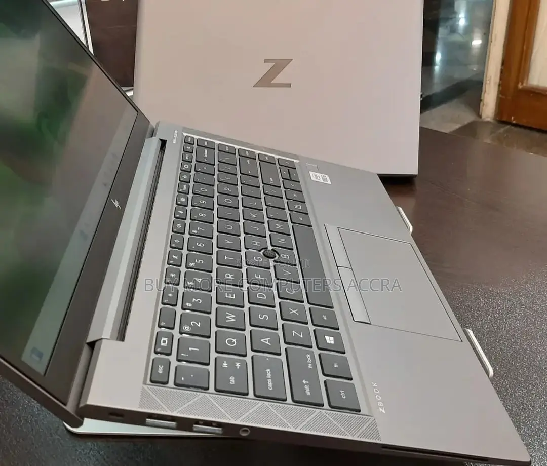 Laptop HP ZBook Firefly 14 G7 16GB Intel Core I5 SSD 256GB