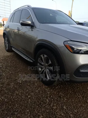 Mercedes-Benz GLE-Class GLE 350 2019 Gold