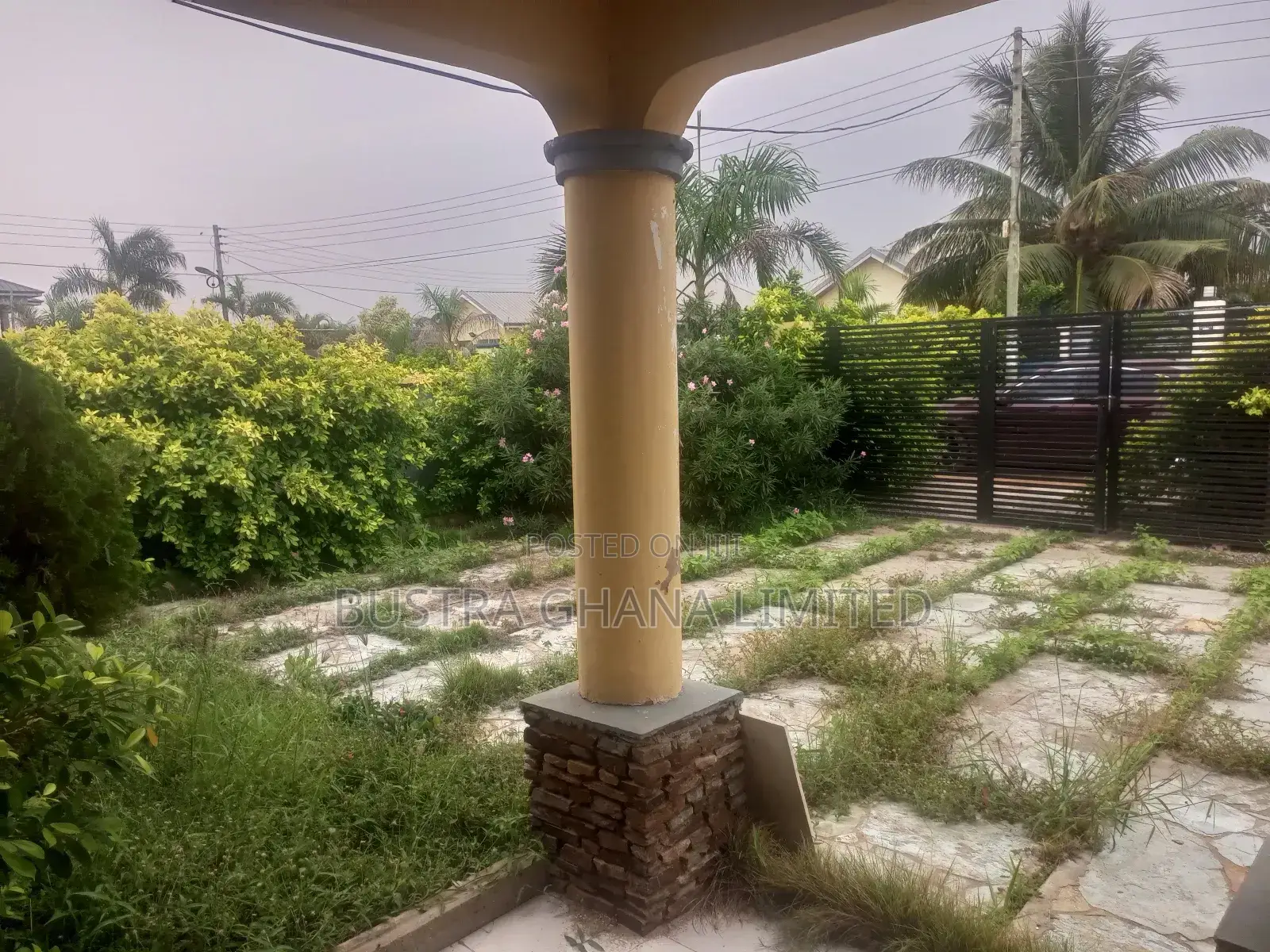 3bdrm House in Tema Community 25 for sale