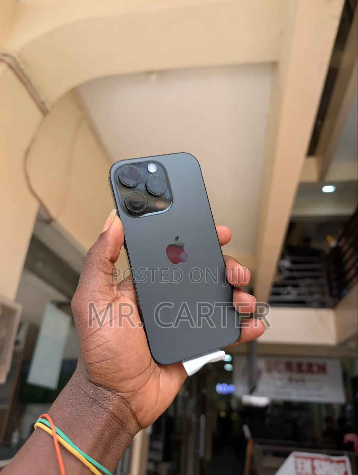 New Apple iPhone 16 Pro 256 GB Black