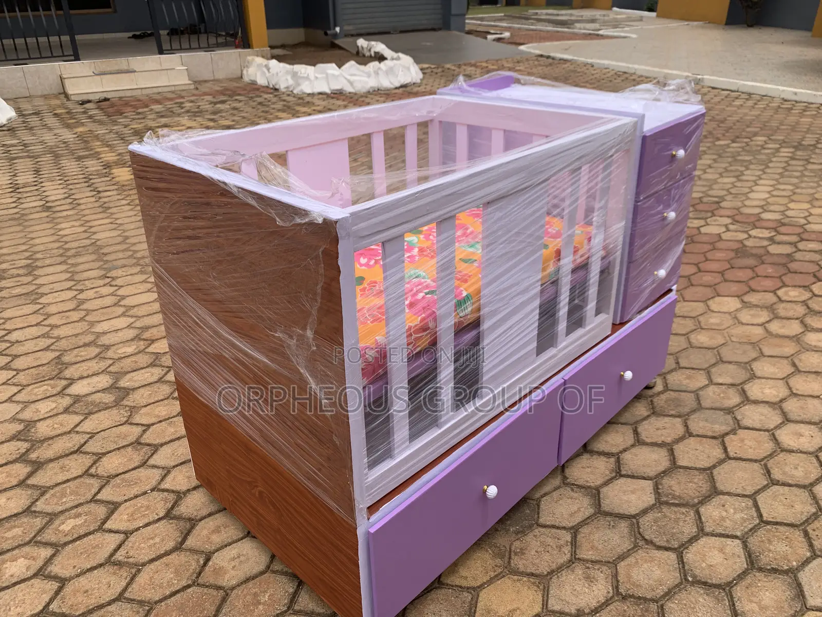 3 in 1 Convertible Baby’S Cot