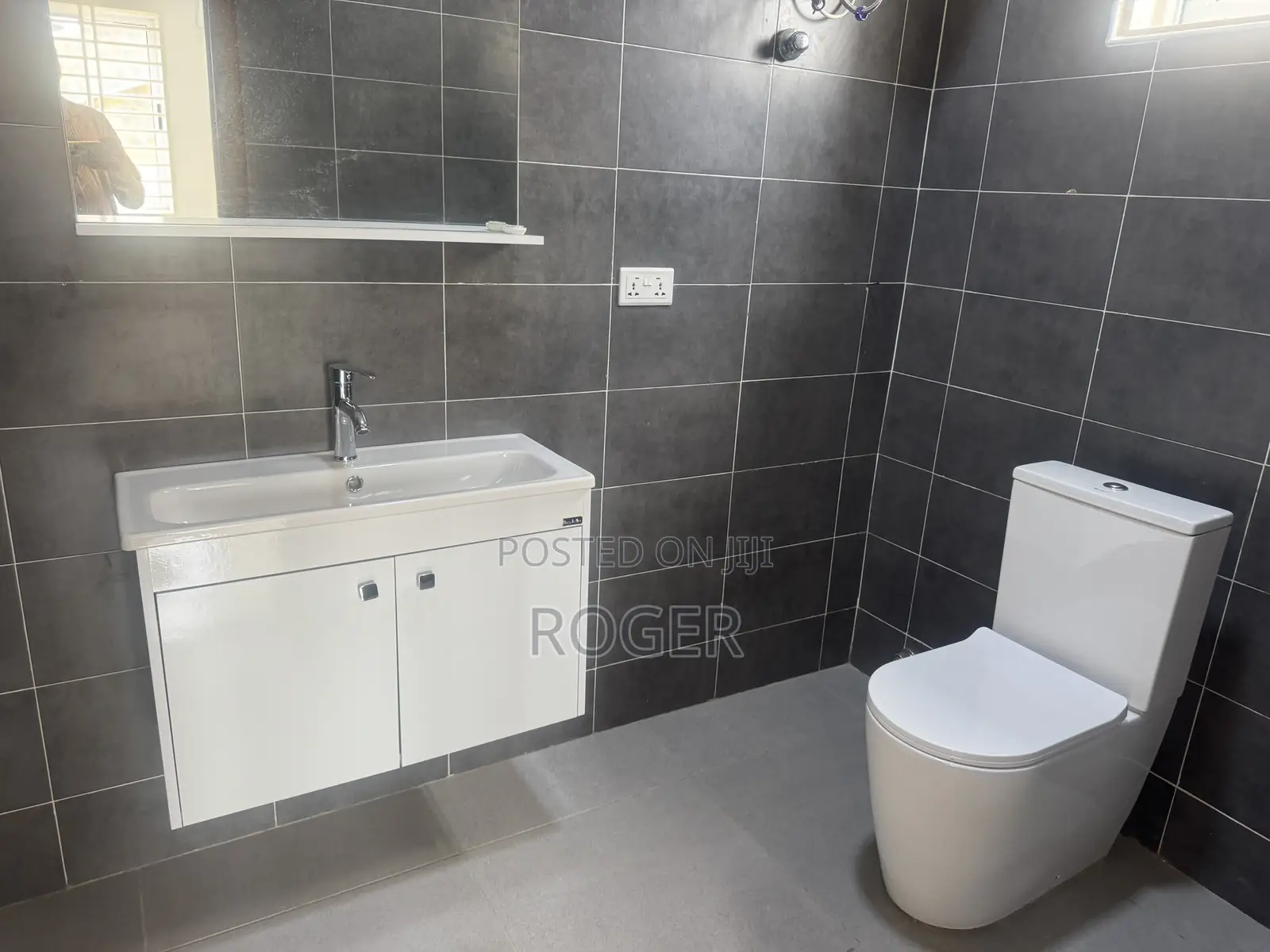 4bdrm House in Achimota Mile 7 for rent