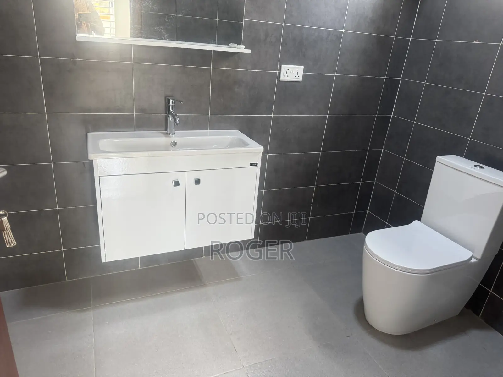 4bdrm House in Achimota Mile 7 for rent