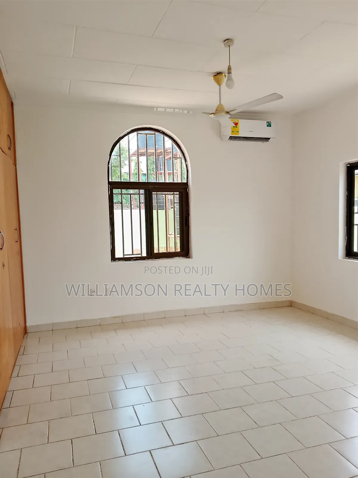 5bdrm House in Community 18 Area, Spintex for rent