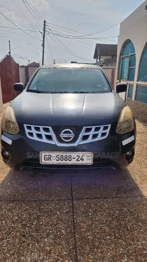 Photo - Nissan Rogue 2012 Black
