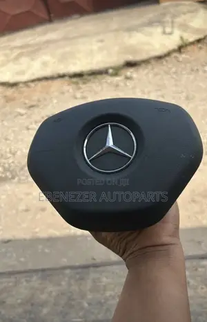 Mercedes Benz W204 C250 Steering Airbag