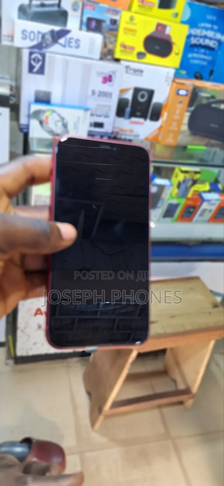 Apple iPhone 11 64 GB Red