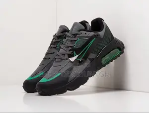 Nike ‘Aeroflex’ Flywire