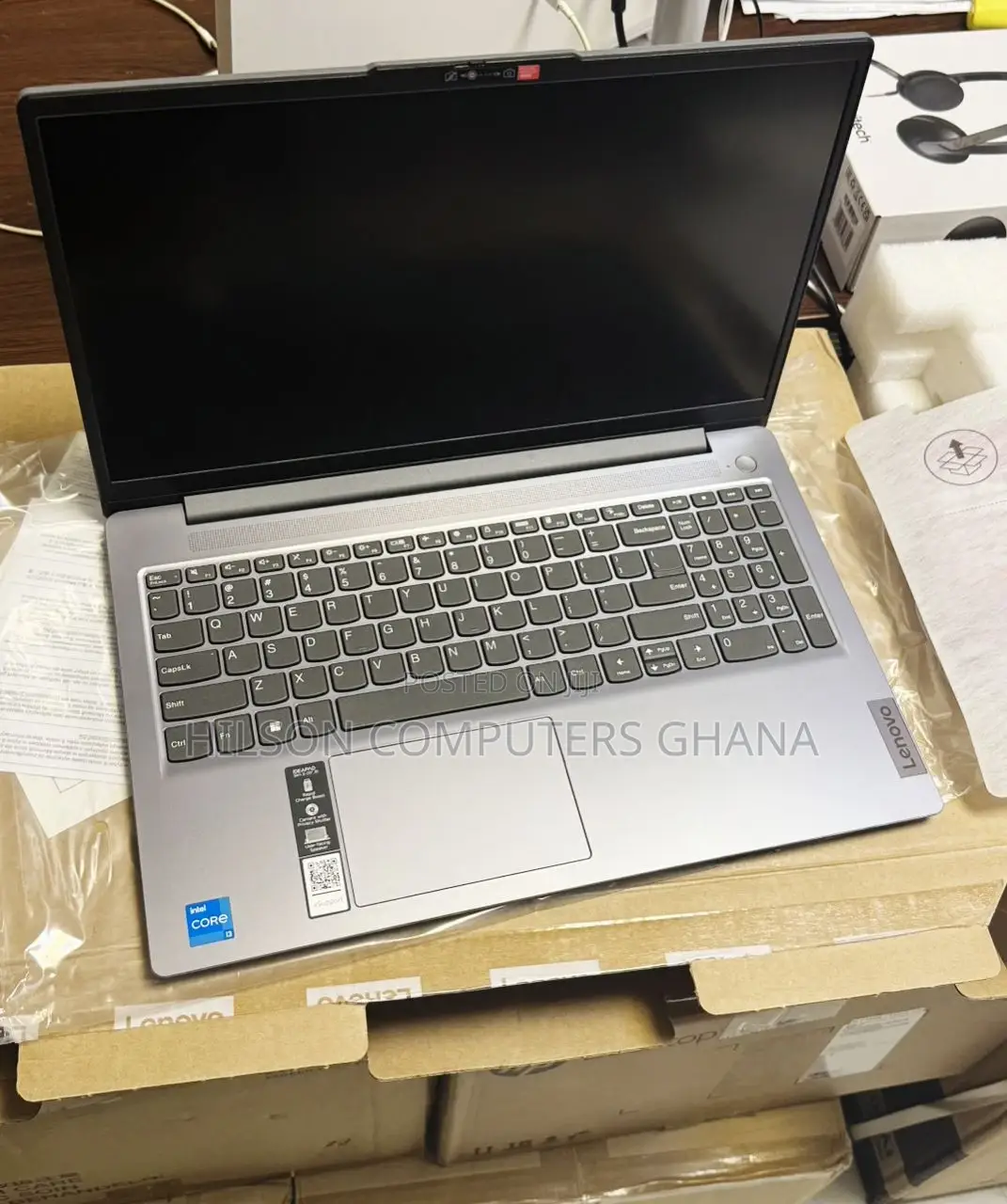 New Laptop Lenovo Ideapad 3 8GB Intel Core I3 SSD 256GB