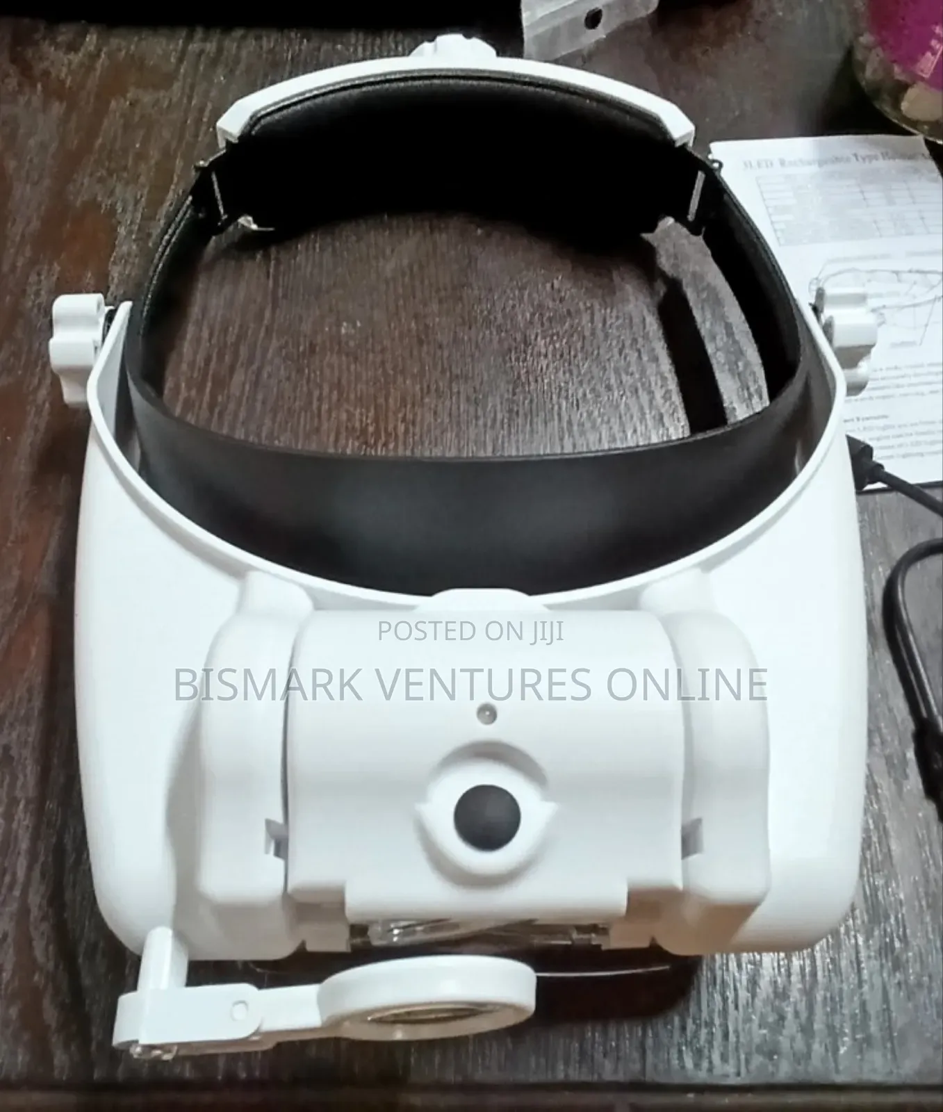Lighted Magnifying Glasses