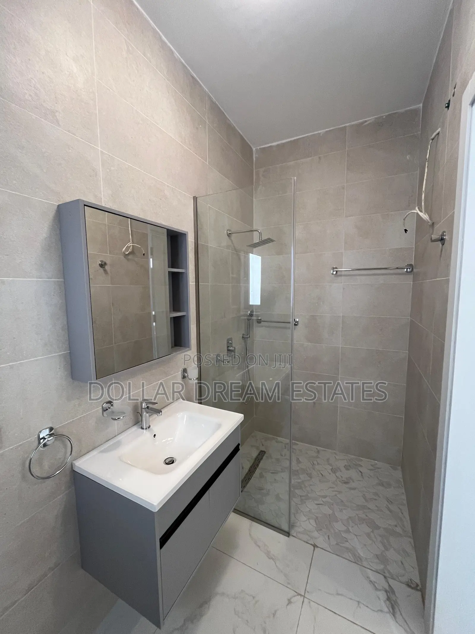 3bdrm House in Spintex for sale