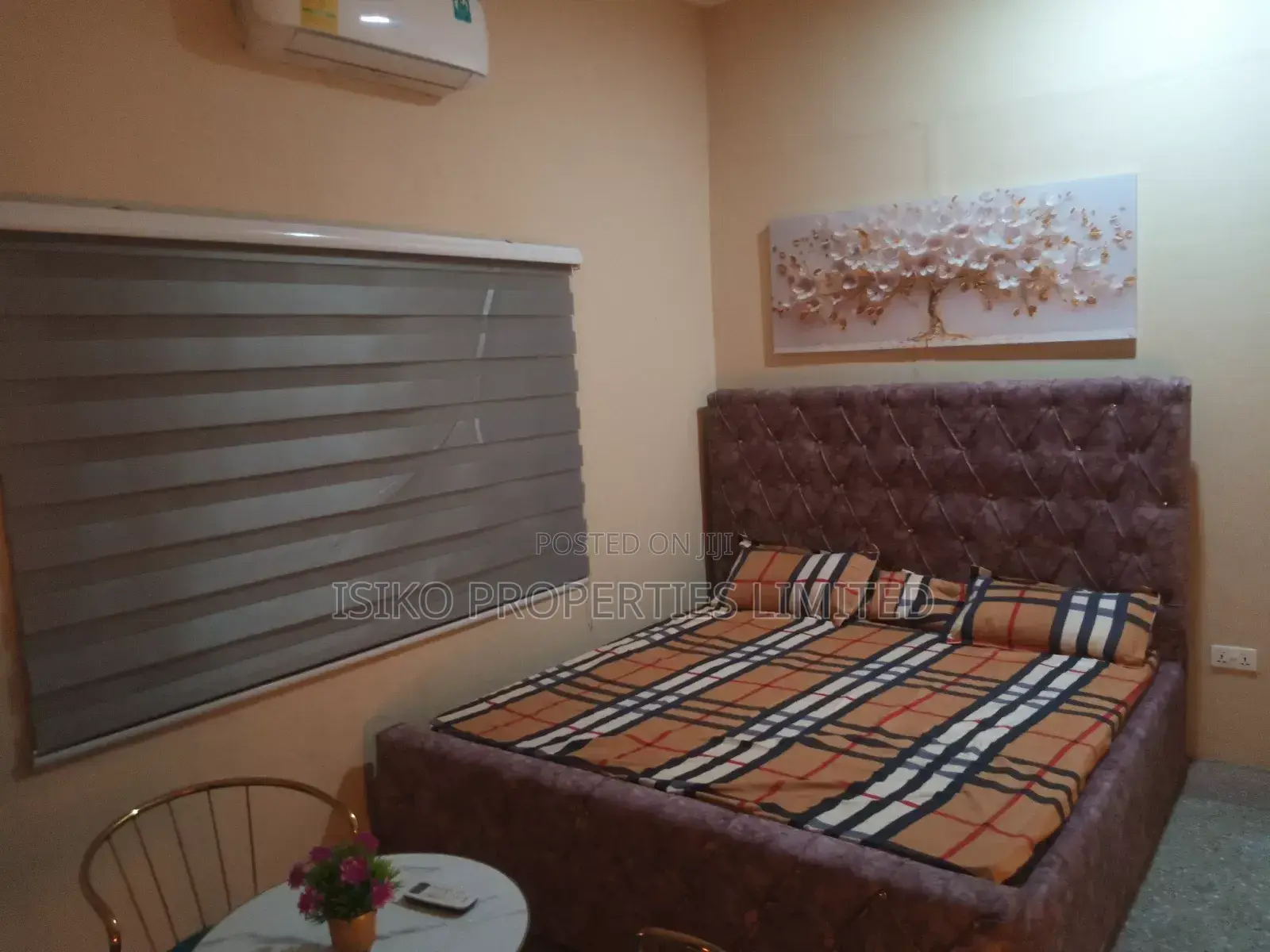 Furnished Weekly or Monthly Room / Studio Apartment
