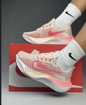 Nike Zoom Runner
