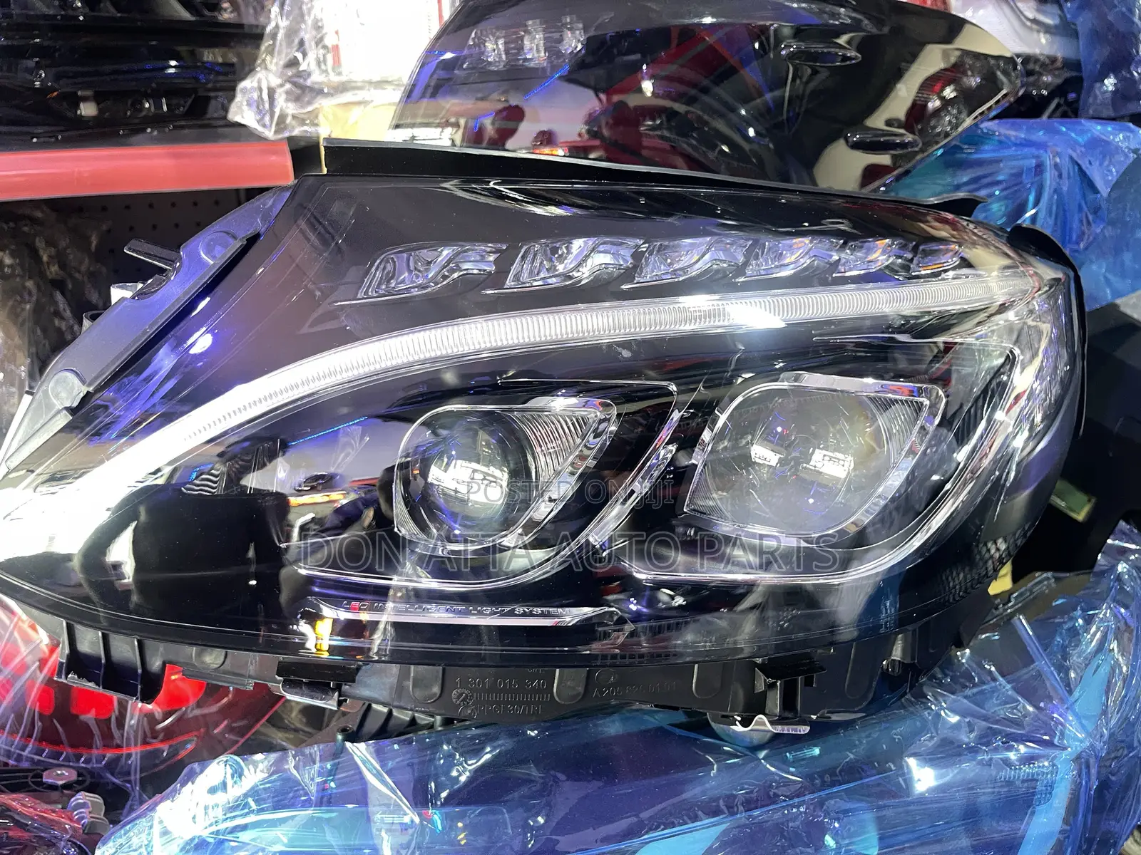 Mercedes Benz C300 Head Light