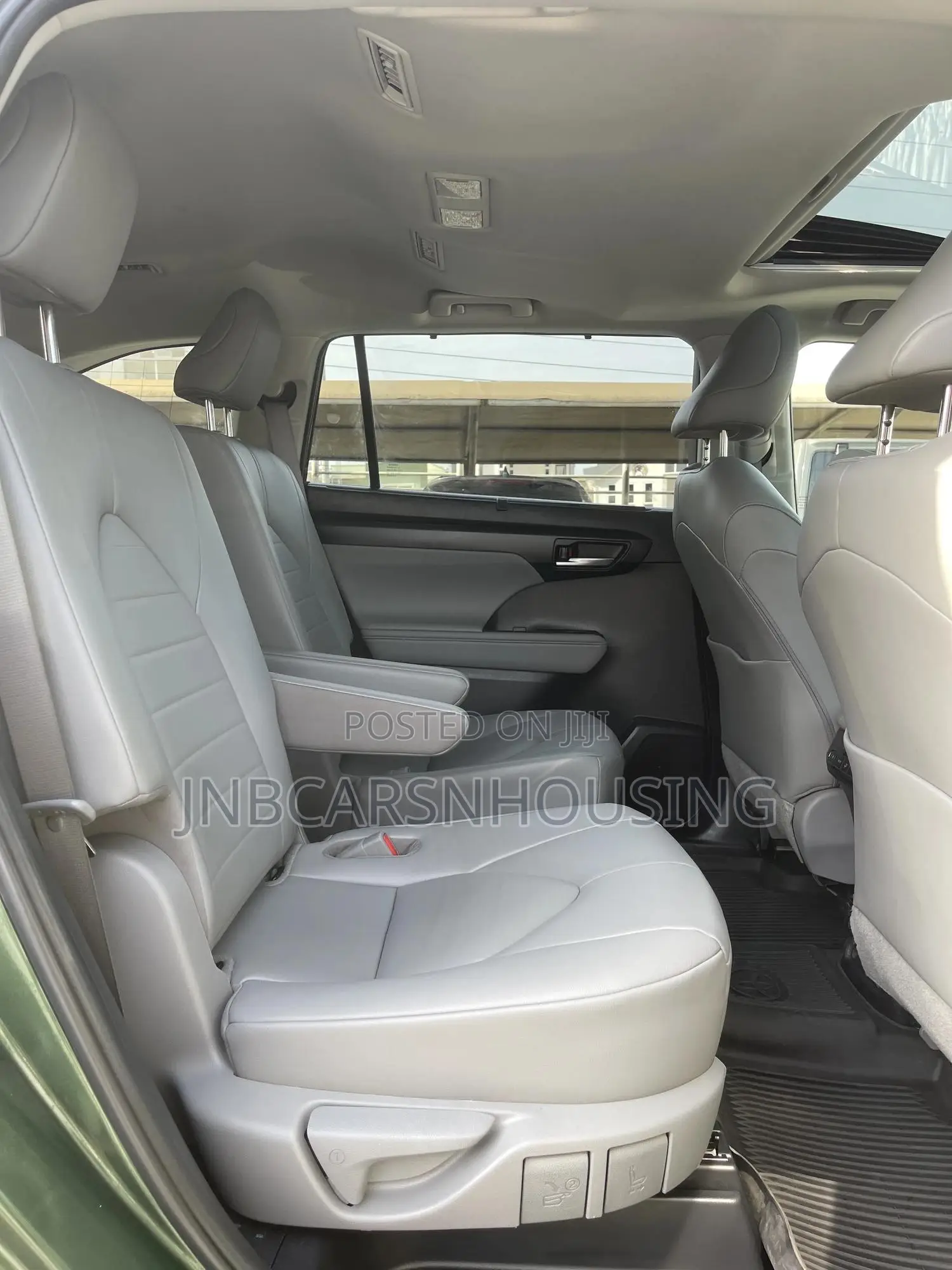 Toyota Highlander XLE AWD 2023 Green