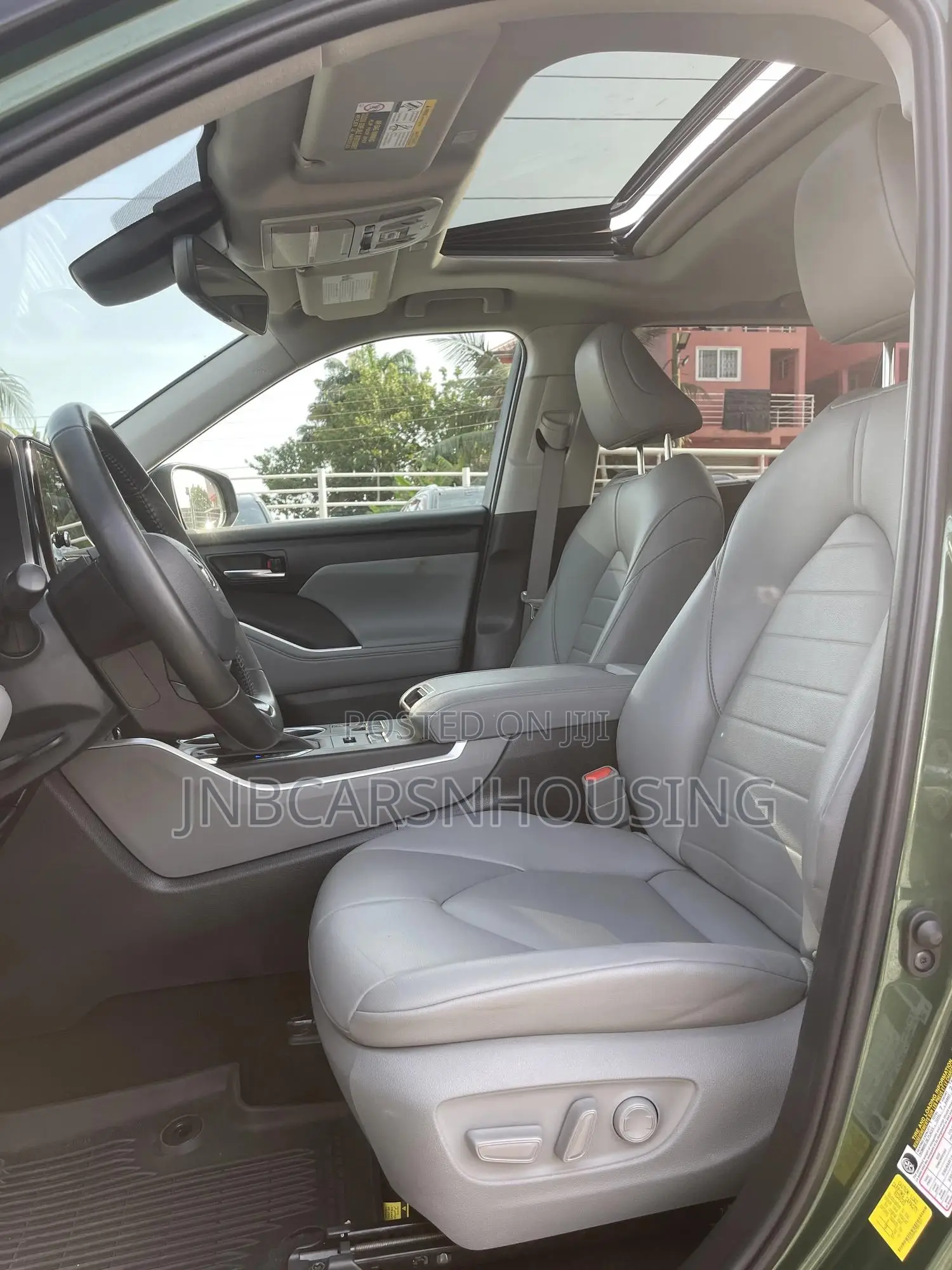 Toyota Highlander XLE AWD 2023 Green
