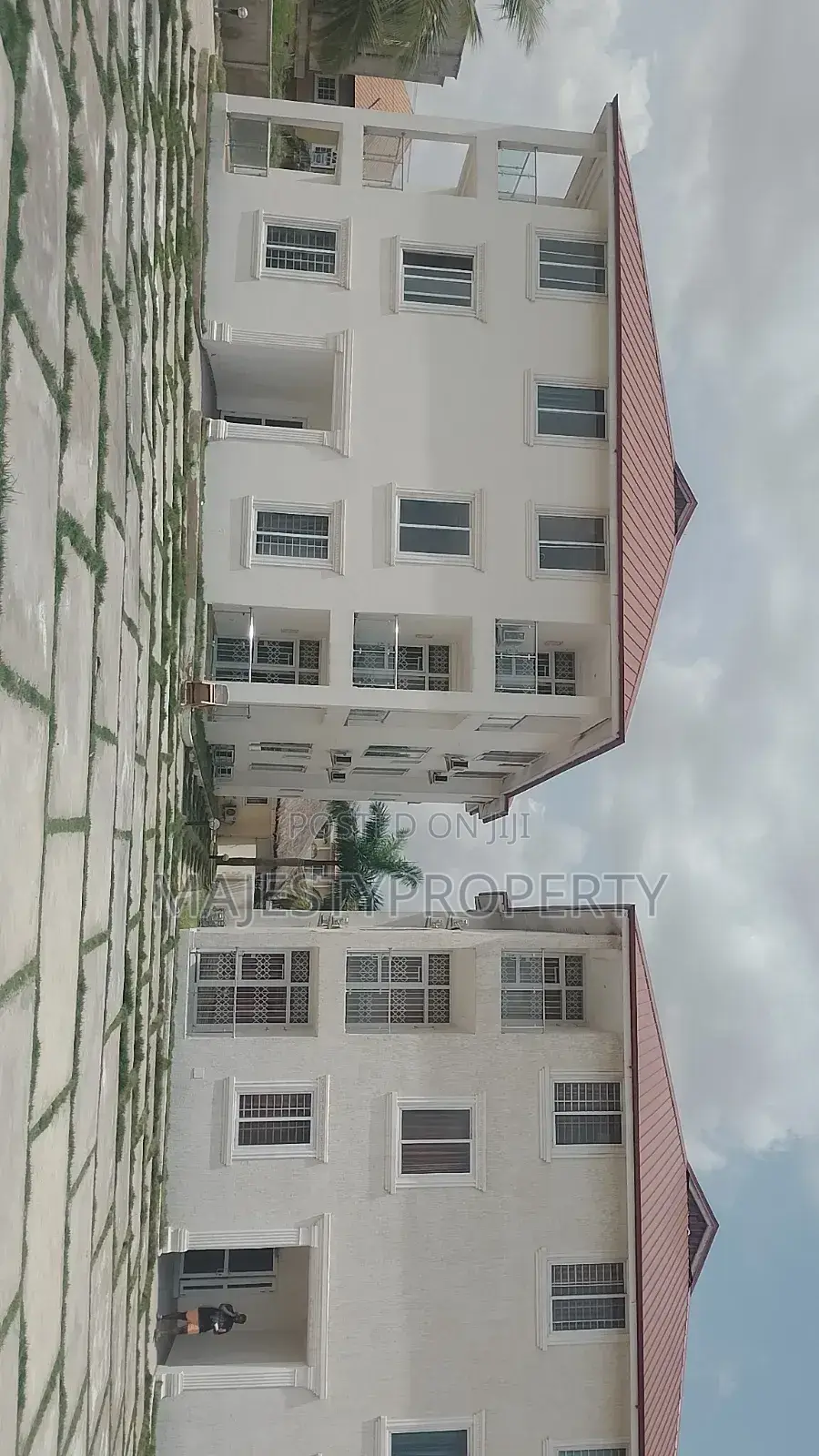 Furnished 3bdrm Apartment in Adiriganor, Adjiriganor for rent