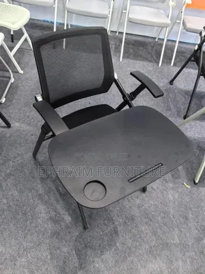 Study Chair With Oval Pad