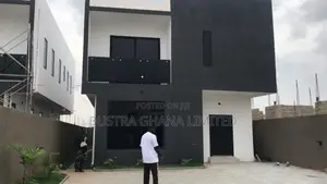 4bdrm Mansion in Opposite Royal Palm for sale