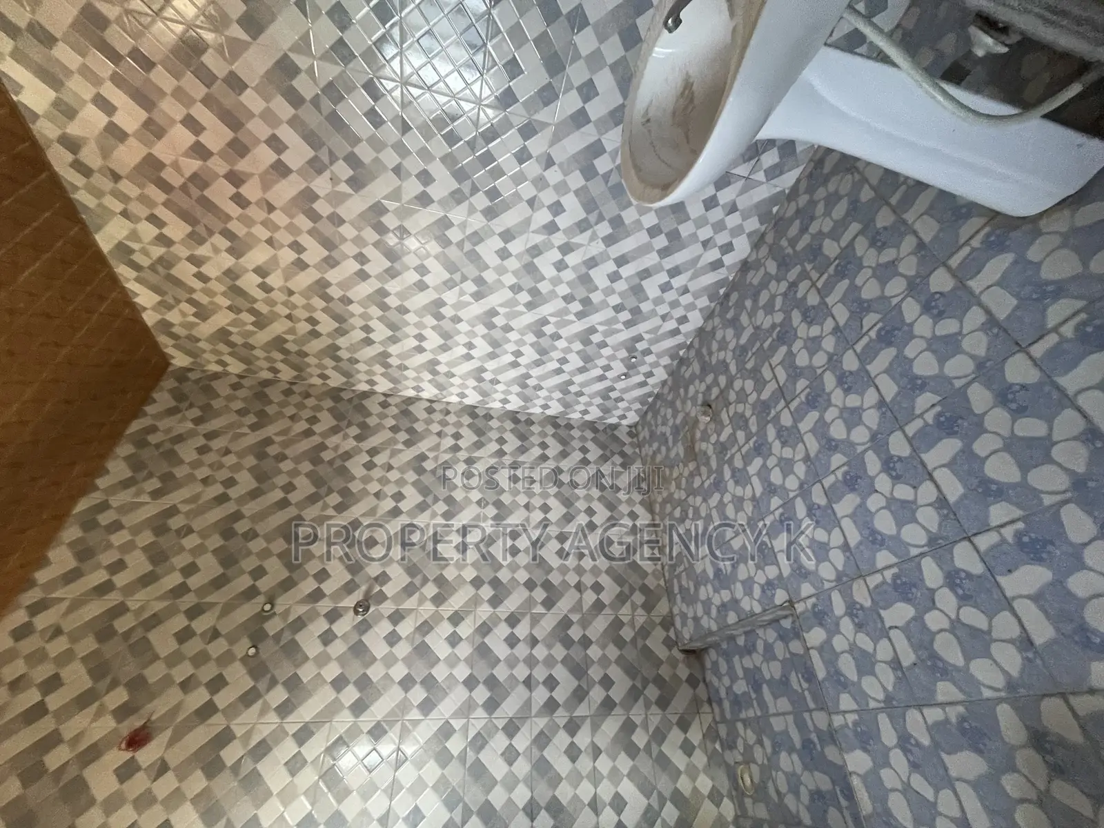 1bdrm Apartment in Sml Properties, Tetegu for rent