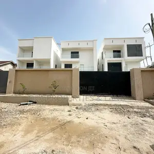 5bdrm House in East Legon, Ability for sale