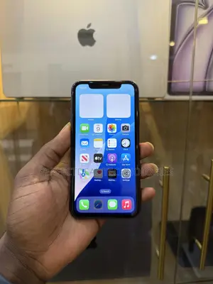 New Apple iPhone 11 64 GB Black