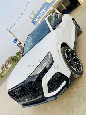 Audi RS Q8 2023 White