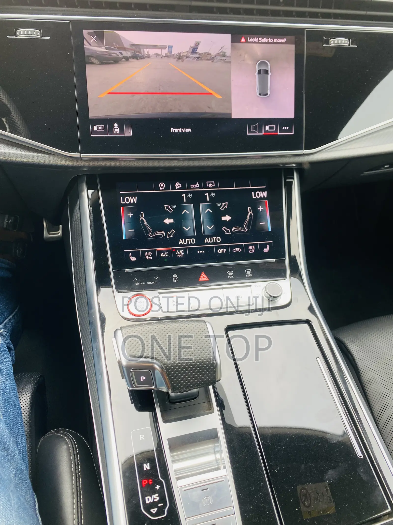 Audi RS Q8 2023 White