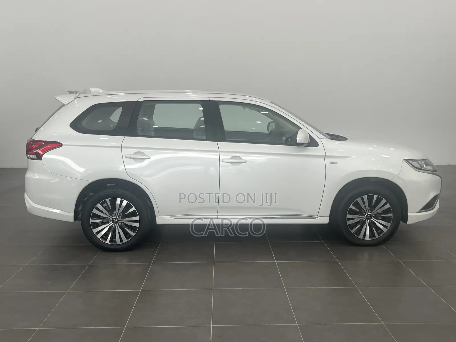 New Mitsubishi Outlander 2022 White